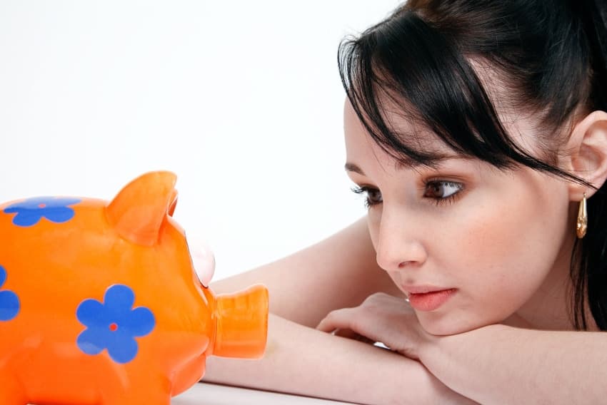 Les disparités économiques se renforcent entre les sexes avec la crise : l’autre violence faite aux femmes…