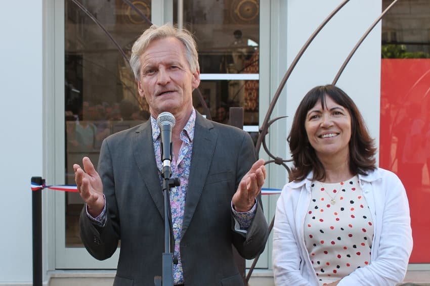 Le maire d’Auxerre inaugure la Micro-Folie : Guy FEREZ sublime la métamorphose de l’art au service du territoire…