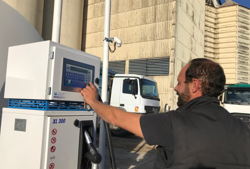 YNOVAE voit la vie en vert avec OLEO : un carburant 100 % colza pour alimenter les poids lourds de la coopérative