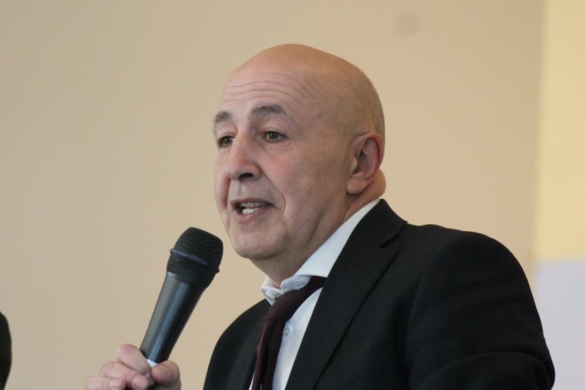 Mahfoud AOMAR en assure la présidence : l’AMF 89, le judicieux « service après-vente » des  nouveaux élus…