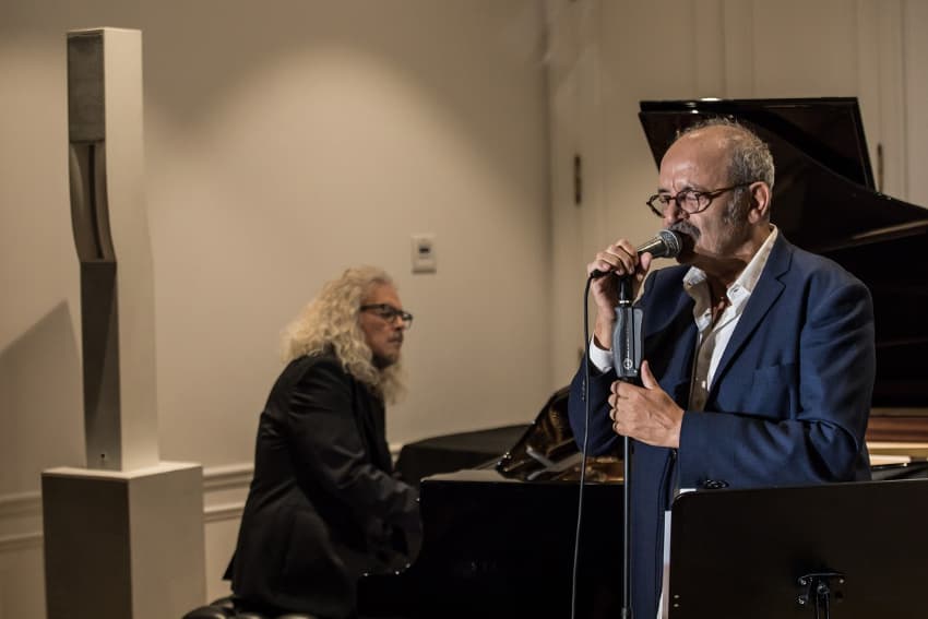 Ils ne se feront pas « La Belle » : Louis CHEDID et Yvan CASSAR sur le fil de l’émotion à l’Abbaye Saint-Germain