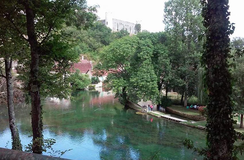 Les « Belles Fontaines » livrent leurs secrets : Druyes en quête de testeurs de son futur guide de visite numérique