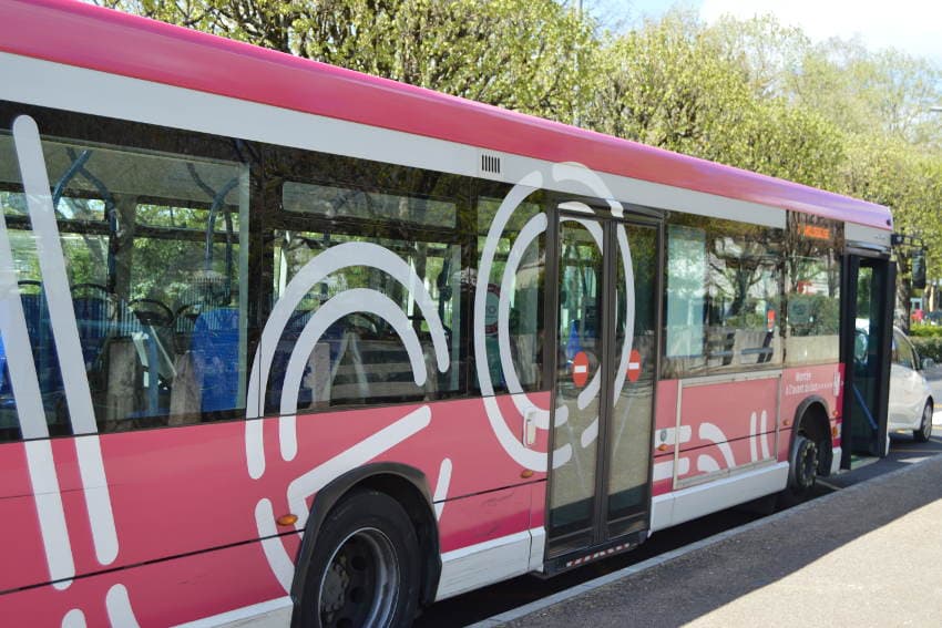 Réjouissance de la rentrée : le réseau LEO a amélioré ses services sans changer ses tarifs