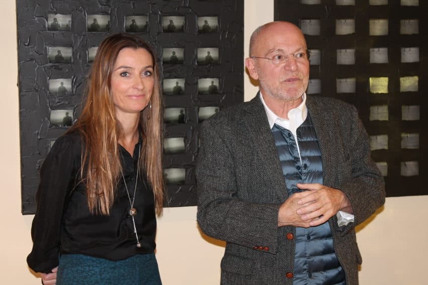 Emmanuelle MICHAUX ressuscite les anonymes d’autrefois leur donnant un souffle de vie grâce à l’image