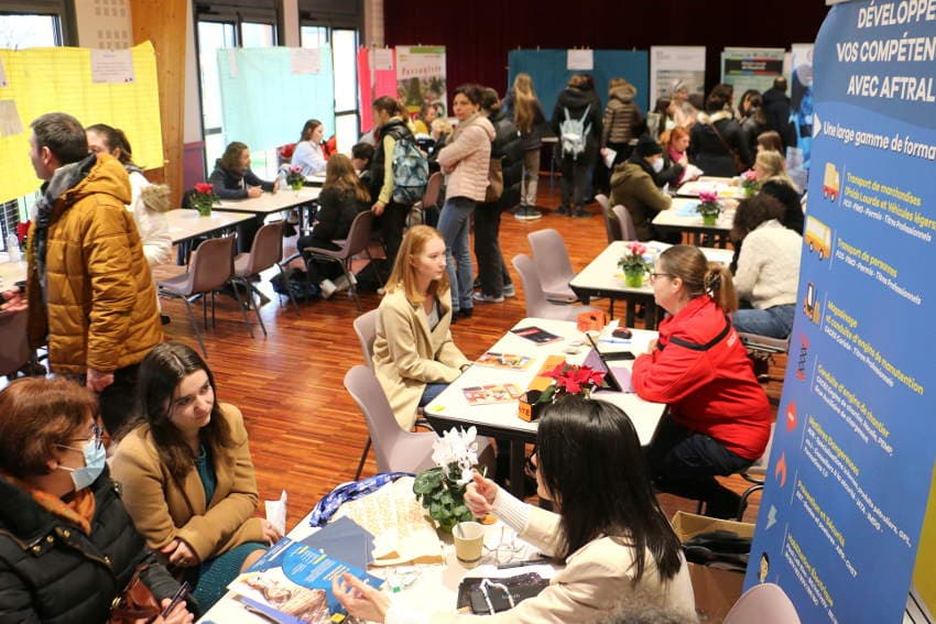 FETE propose un Carrefour des carrières au féminin où tous les rêves sont permis en démystifiant les filières
