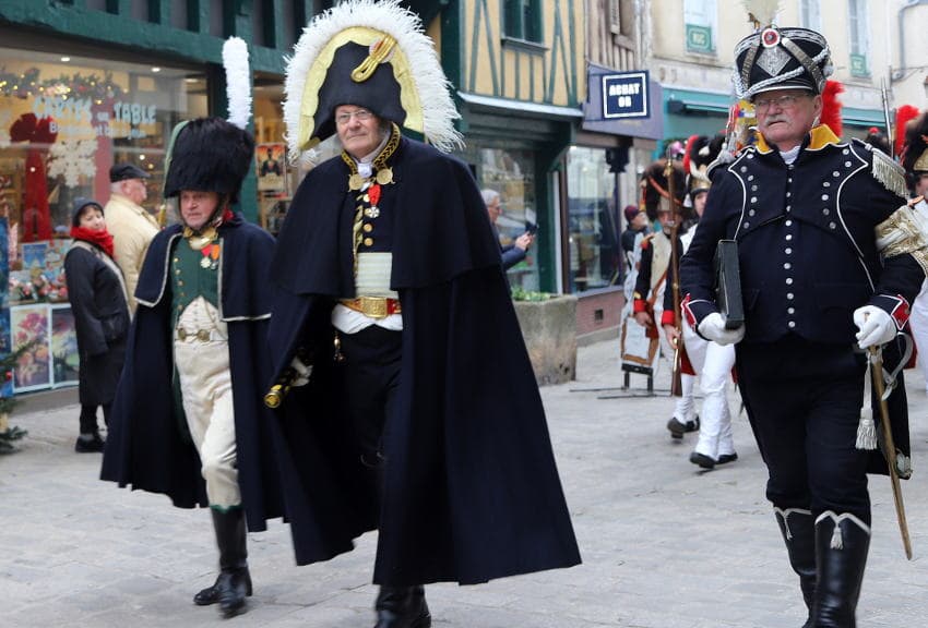 « Auxerre Impériale » célèbre le retour de la garde napoléonienne en souvenir de Jean-Roch COIGNET