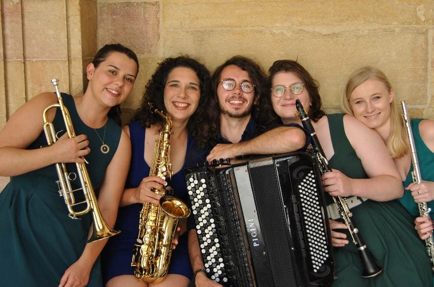 La musique reprend ses droits au collège Denfert-Rochereau : vent de fraîcheur garanti avec le théâtre d’Auxerre !