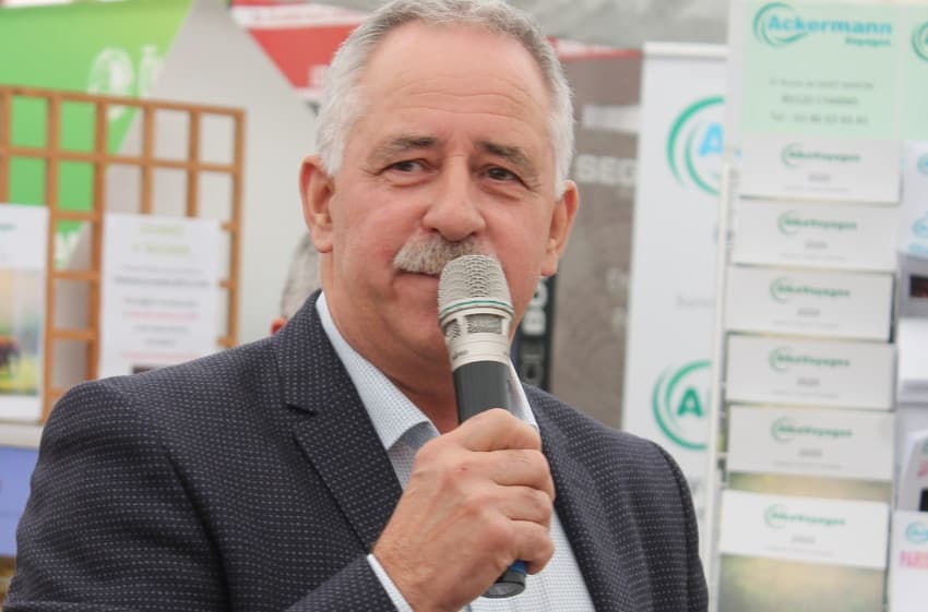La PMA ne passera par lui : André VILLIERS ne donnera pas son blanc-seing au gouvernement…