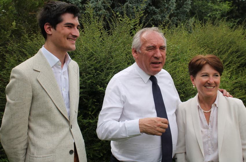 « Trois blocs, deux dangers mais un seul rassemblement » : François BAYROU alerte sur les dérives potentielles de l’après 07 juillet