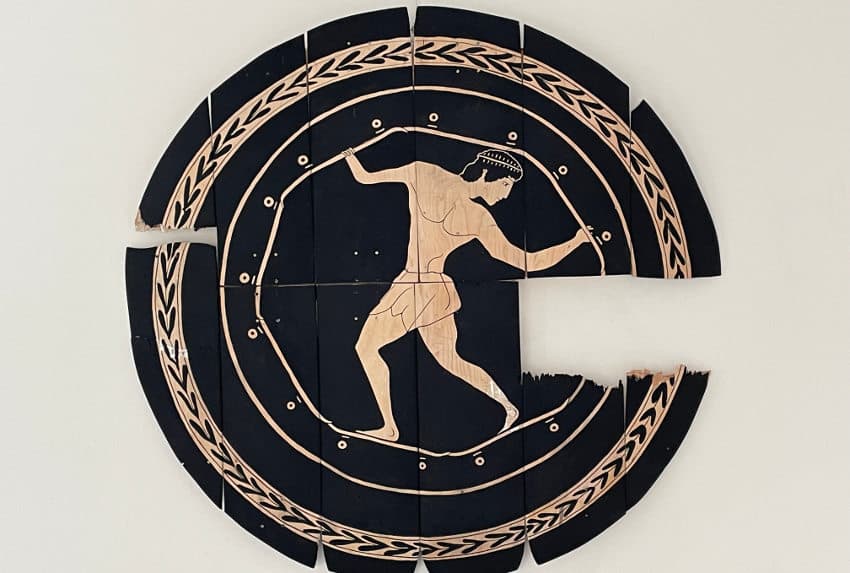 Clin d’œil : la Grèce antique en mode fresque collective, l’essentiel est bien…de participer !