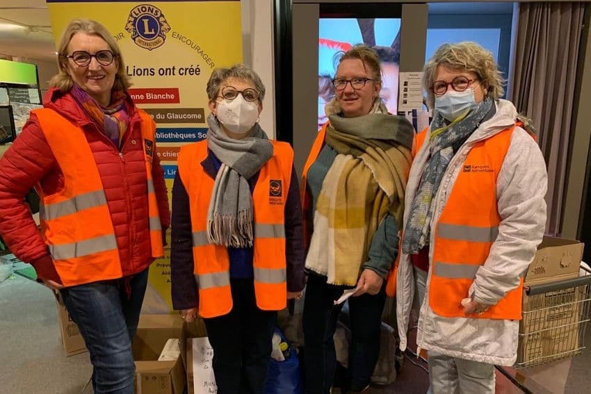 Le Lions Club Auxerre Phoenix sur le pont : un samedi solidaire qui rime avec la collecte de la Banque Alimentaire