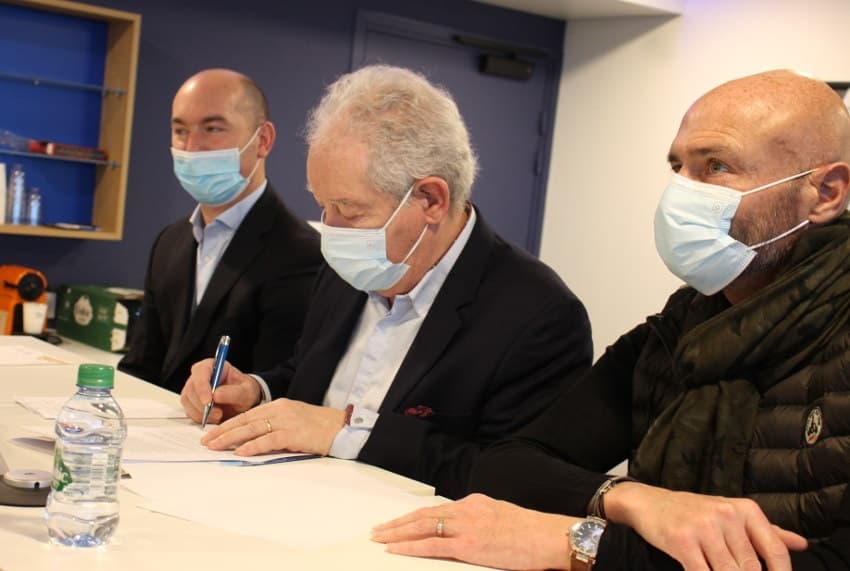 La romance câline avec la Chine se poursuit pour l’AJ Auxerre après la signature d’un quatrième partenariat