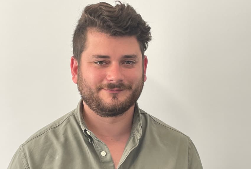 Le silence n’est pas sa tasse de thé : Rémi PROU-MELINE passe à l’offensive juridique contre un élu de la majorité à Auxerre