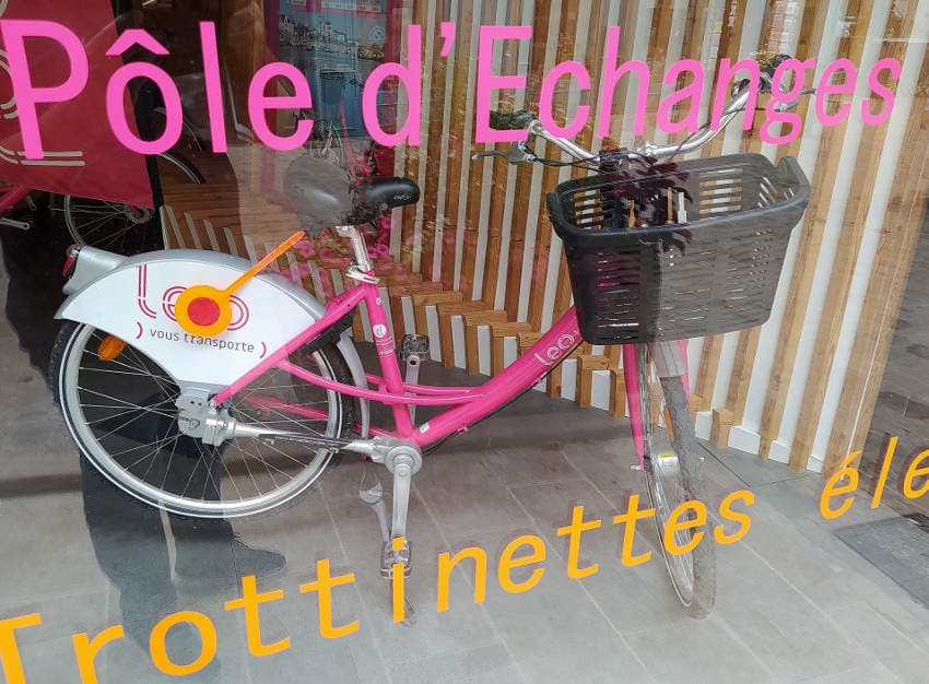 La semaine par monts et par mots…: et si les vélos à louer de la « Maison des mobilités » servaient enfin à tout le monde !