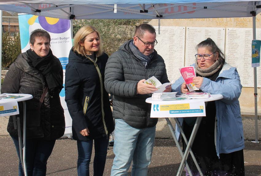 La protection juridique des majeurs dévoile tous ses aspects près du marché de l’Arquebuse à Auxerre