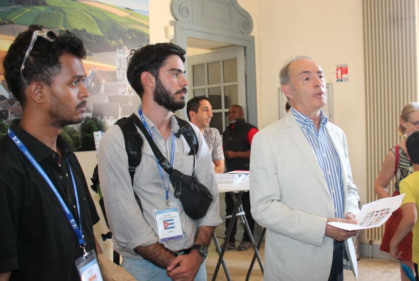 L’abbaye Saint-Germain se dévoile aux jeunes francophones de la délégation CIF des Lions Clubs de France