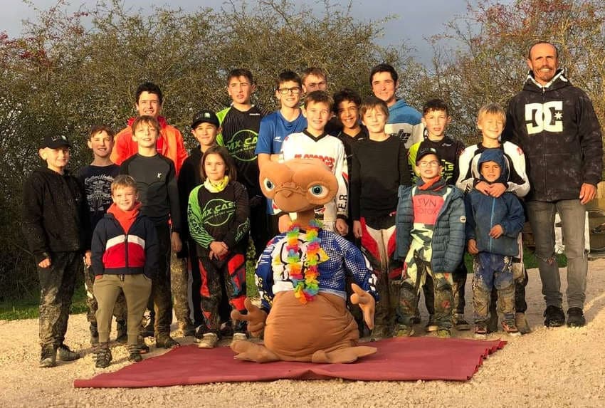 Joindre l’utile à l’agréable au BMX Club Avenir : un stage altruiste et vertueux au profit de la Ligue contre le cancer