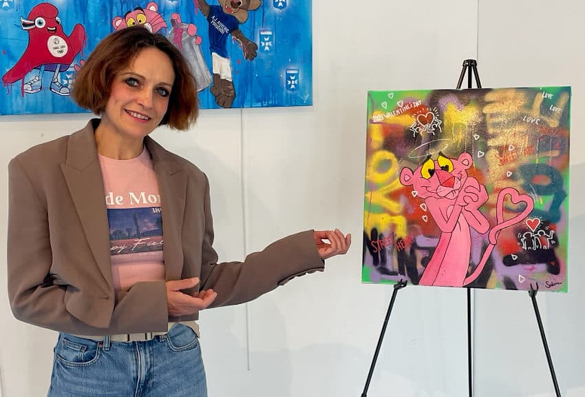 Les œuvres pop art et surréalistes de Sabine CHAPRON à découvrir à Gurgy : sur les traces de « la Panthère Rose » !
