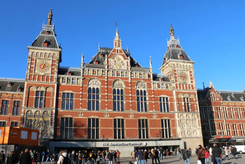 La semaine 34 par monts et par mots… : Amsterdam, ville la plus accueillante d’Europe, ce n’est pas le cas de Paris !