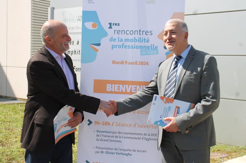 Emploi : les entreprises parlent aux entreprises aux novatrices Rencontres de la Mobilité professionnelle de Sens
