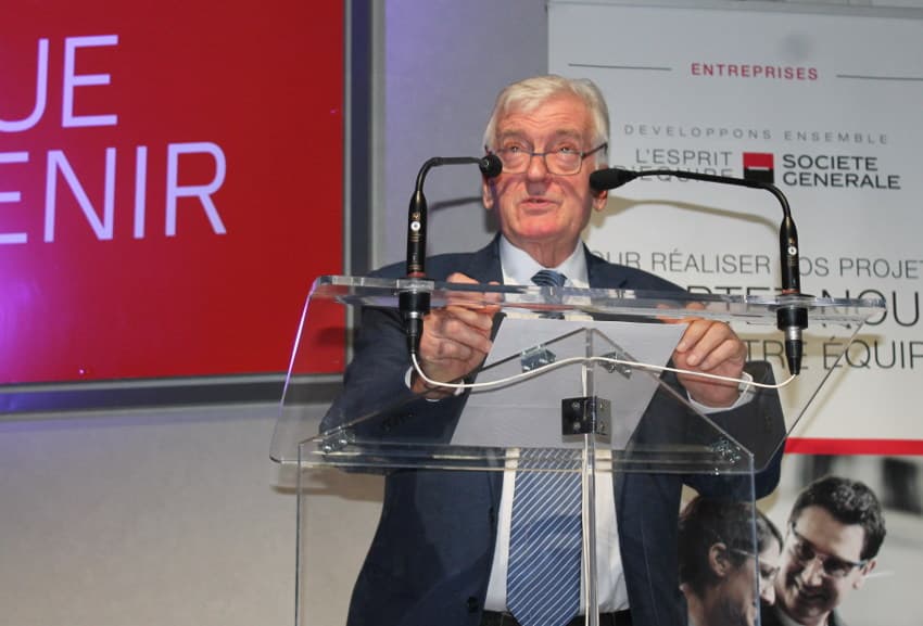 Distinction : Etienne CANO, ancien président du MEDEF 89, devra faire montre de patience !