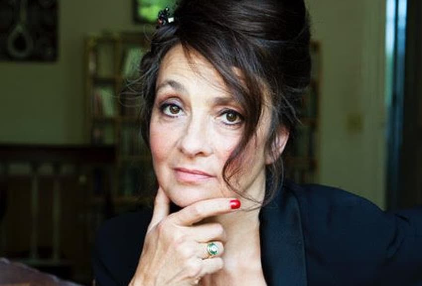 Catherine RINGER s’accorde une parenthèse poétique : « L’érotisme de vivre » d’Alice MENDELSON à découvrir à fleur de peau