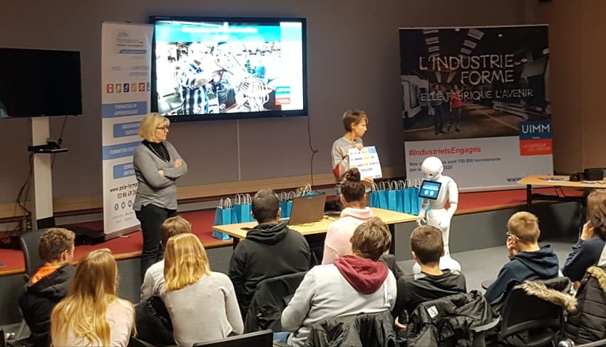 Le Pôle Formation des Industries technologiques explique ses métiers aux jeunes pour tordre le cou aux idées reçues…