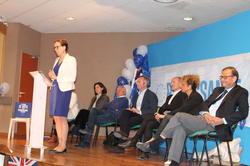 La main tendue de Fabienne KELLER (AGIR) aux électeurs de droite et du centre-droit...