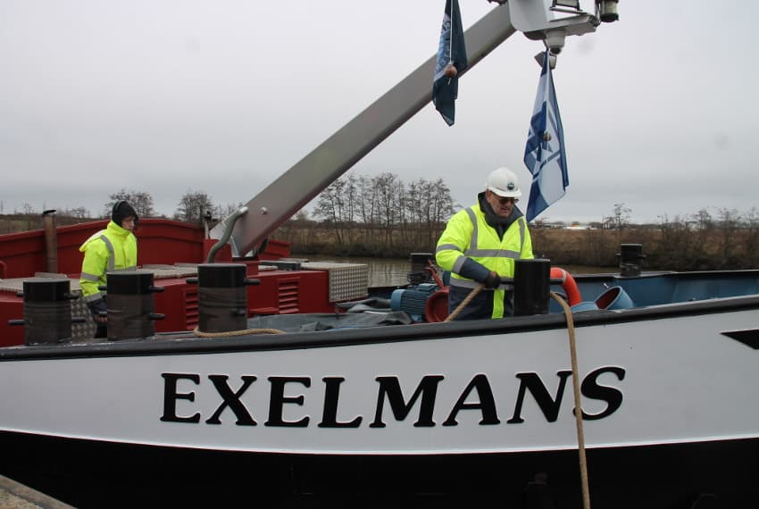 L’EXELMANS (futur « Bourgogne ») largue les amarres au profit des industriels partenaires de la SAS LOGIYONNE
