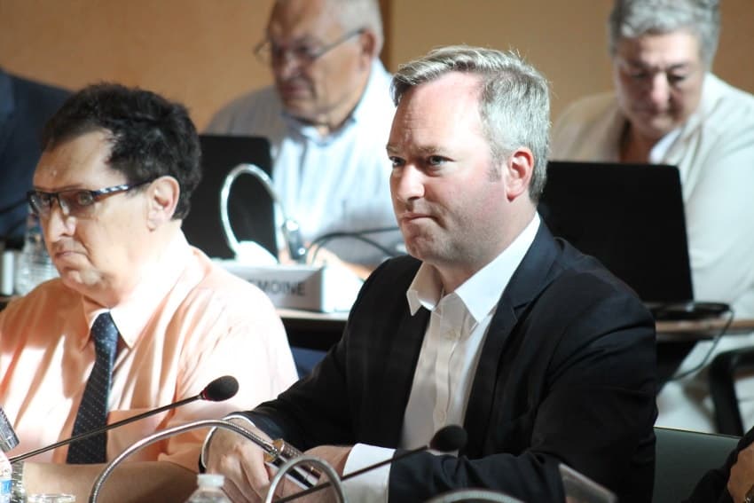 L’Assemblée départementale se recueille en mémoire de l’un des siens : le regretté William LEMAIRE…