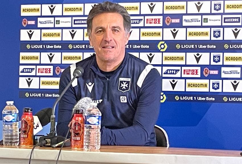 Avant le déplacement à Monaco : Christophe PELISSIER (AJA) a su trouver les « mots bleus » qui dopent le mental