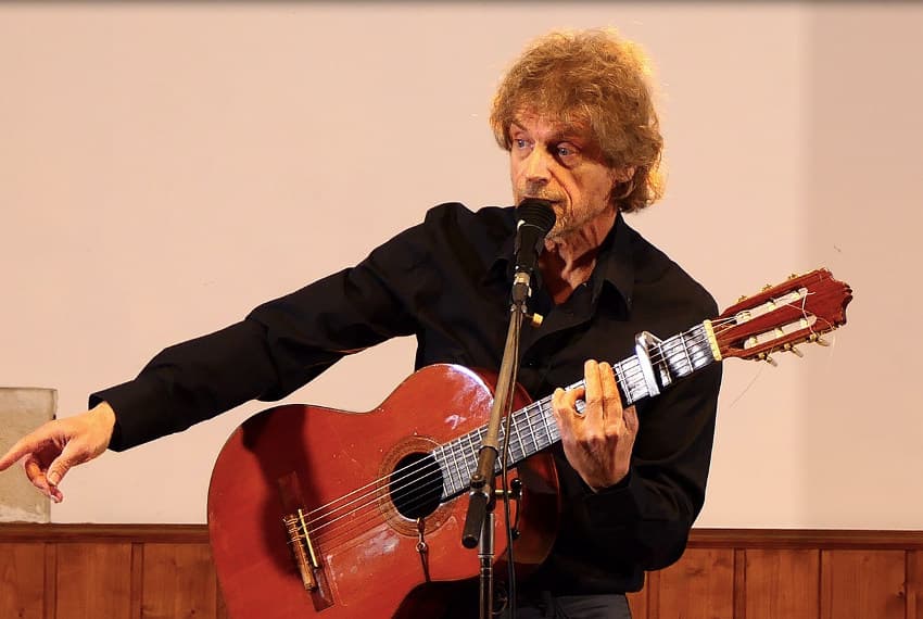 « Poète, vos papiers ! » : Alain RODOT honore la mémoire du plus « anar » des chanteurs français, Léo FERRE