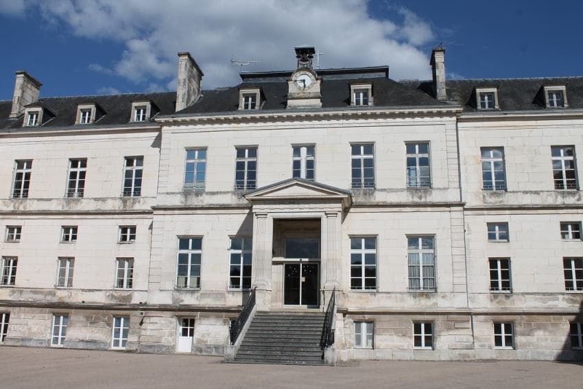 L’art et la culture, nouvelles thérapies du bonheur qui prennent possession du Centre hospitalier du Tonnerrois…