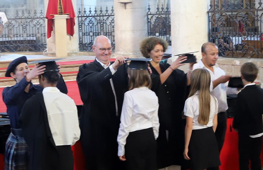 Quand Saint-Pierre remet les clés de la réussite aux diplômés « Cambridge » du groupe Saint-Joseph-la-Salle…