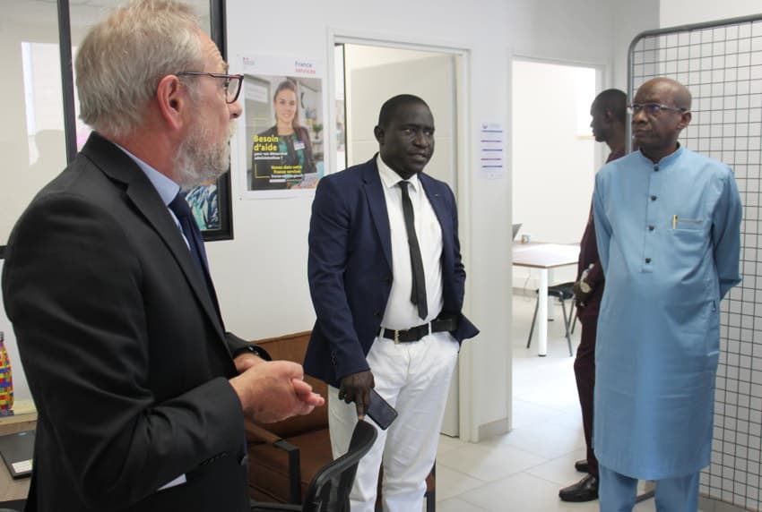 Une délégation du Sénégal y fait une halte : la maison France Services de Chablis déjà à l’heure internationale…