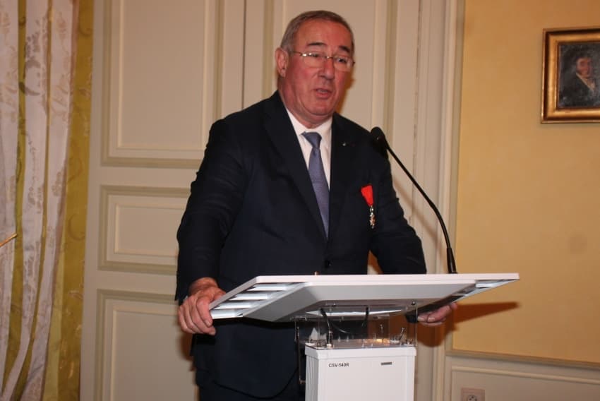 La Société des membres de la Légion d’Honneur soutient la Ligue contre le cancer : des devoirs et de l’altruisme…