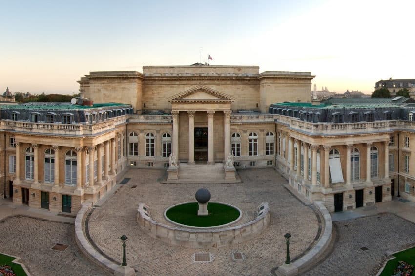 Les élus jouent les Cassandre à propos de l’avenir : sont-ils prêts à faire des sacrifices dans l’intérêt de la France ?