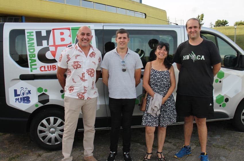 Une dotation très utile au Handball Club Auxerrois : il est beau le « Vivaro » !