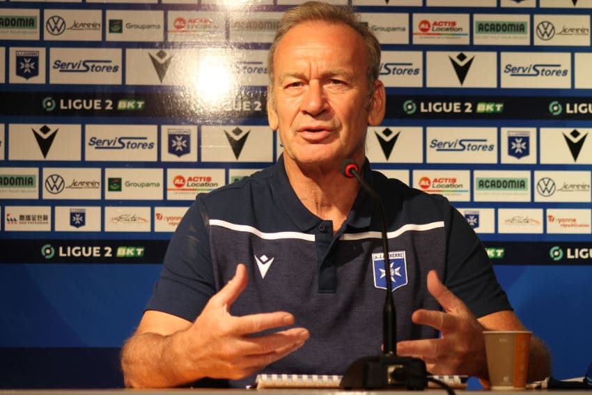 Jean-Marc FURLAN en quête de repères : l’AJ Auxerre débute le championnat face à un cador, le FC Sochaux