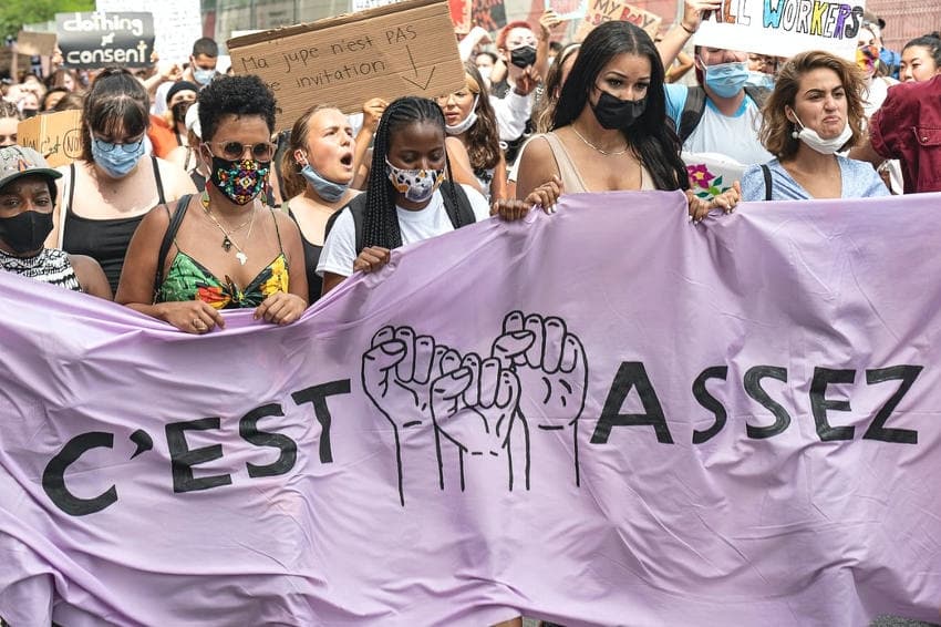 Une femme meurt tous les trois jours sous les coups de son conjoint : mais qu’est-ce qu’on attend pour agir ?
