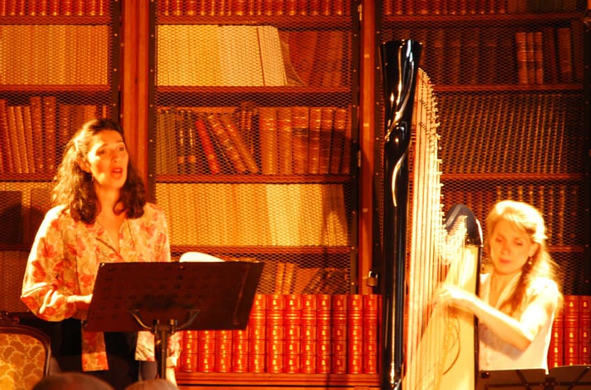 Le duo « CHIMERES » enchante le public de la SSHNY : l’univers poétique de Marcel PROUST à son paroxysme...