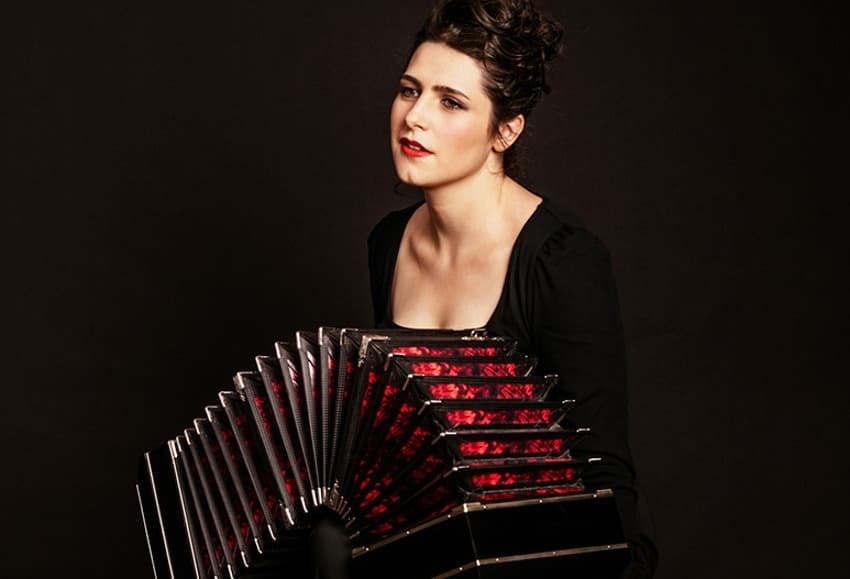 Le souffle chaud du tango à La Closerie : Louise JALLU rend hommage au maître du bandonéon Astor PIAZZOLLA