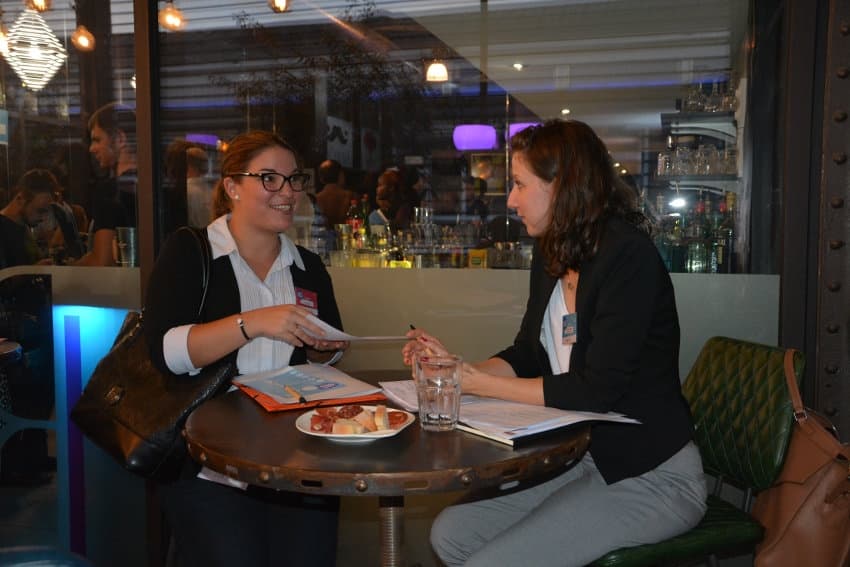 Le marché du travail leur tend les bras grâce à un job dating à Troyes !