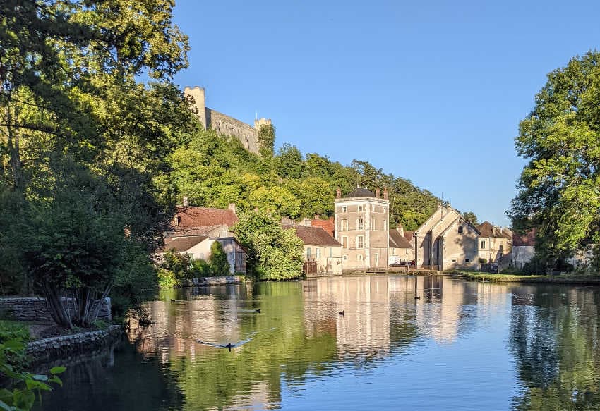 « Village préféré des Français » : et si Druyes-les-Belles-Fontaines touchait le Graal grâce à l’émission de Stéphane BERN ?