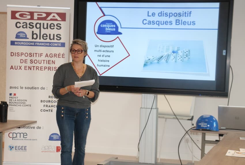 Un dispositif bienveillant envers les décideurs : la solidarité entrepreneuriale se décline en « Casques bleus »