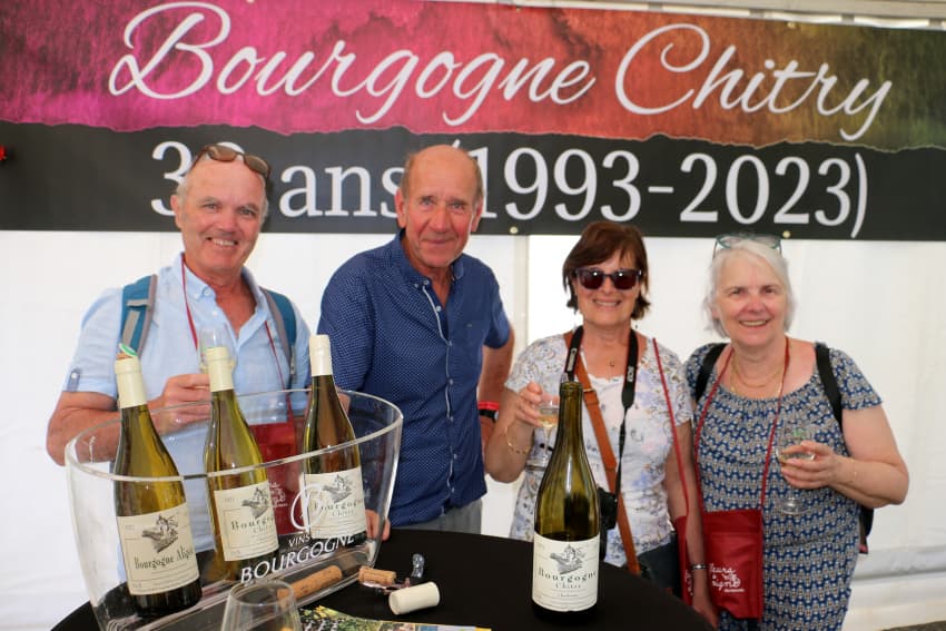 Sous un chaud soleil estival, les visiteurs de « Fleurs de vigne » n’avaient qu’un seul credo : « Veni, vidi viti… » !