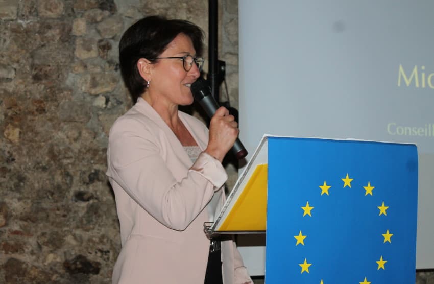 Michèle CROUZET salue la mémoire de Marie-Louise FORT : la « même envie de voir progresser la ville de Sens »…