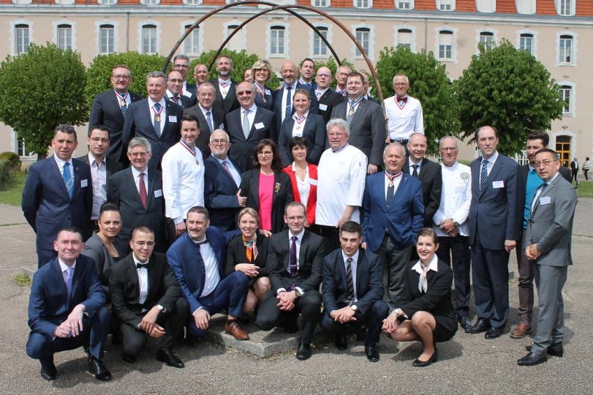 Auxerre, terre d’accueil d’un championnat du monde le 02 décembre : celui des maîtres d’hôtel…
