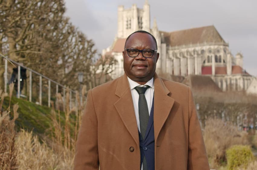 L’Auxerrois Jean-Claude MAHPOUYAS prépare son retour aux sources : il brigue un mandat de député au Congo