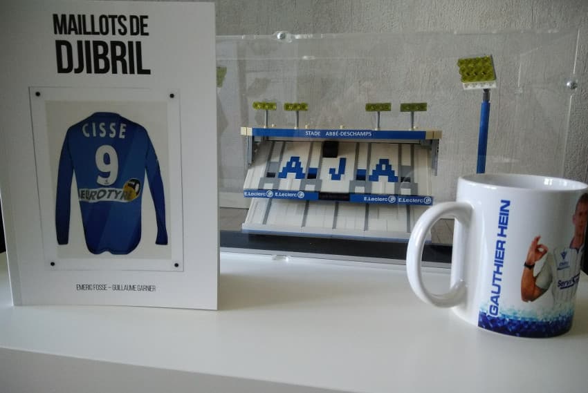 Il publie un ouvrage sur les maillots de Djibril CISSE : le rêve de gosse de Guillaume GARNIER ne tient pas à un fil